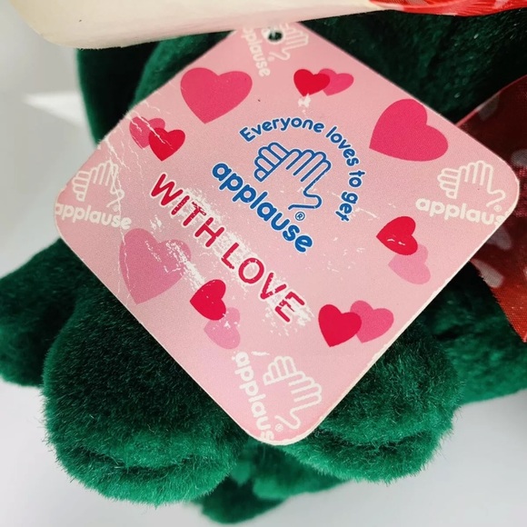 VTG Applause Valentines Day Green Frog With Kissy Lips Plush Stuffed Animal Toy - Picture 3 of 10